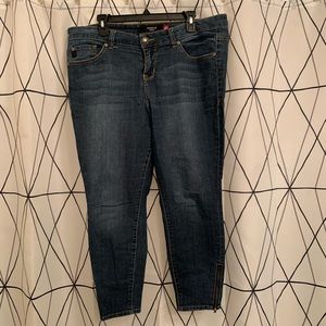 Torrid Dark Ankle Jeans with side zippers Low rise Skinny